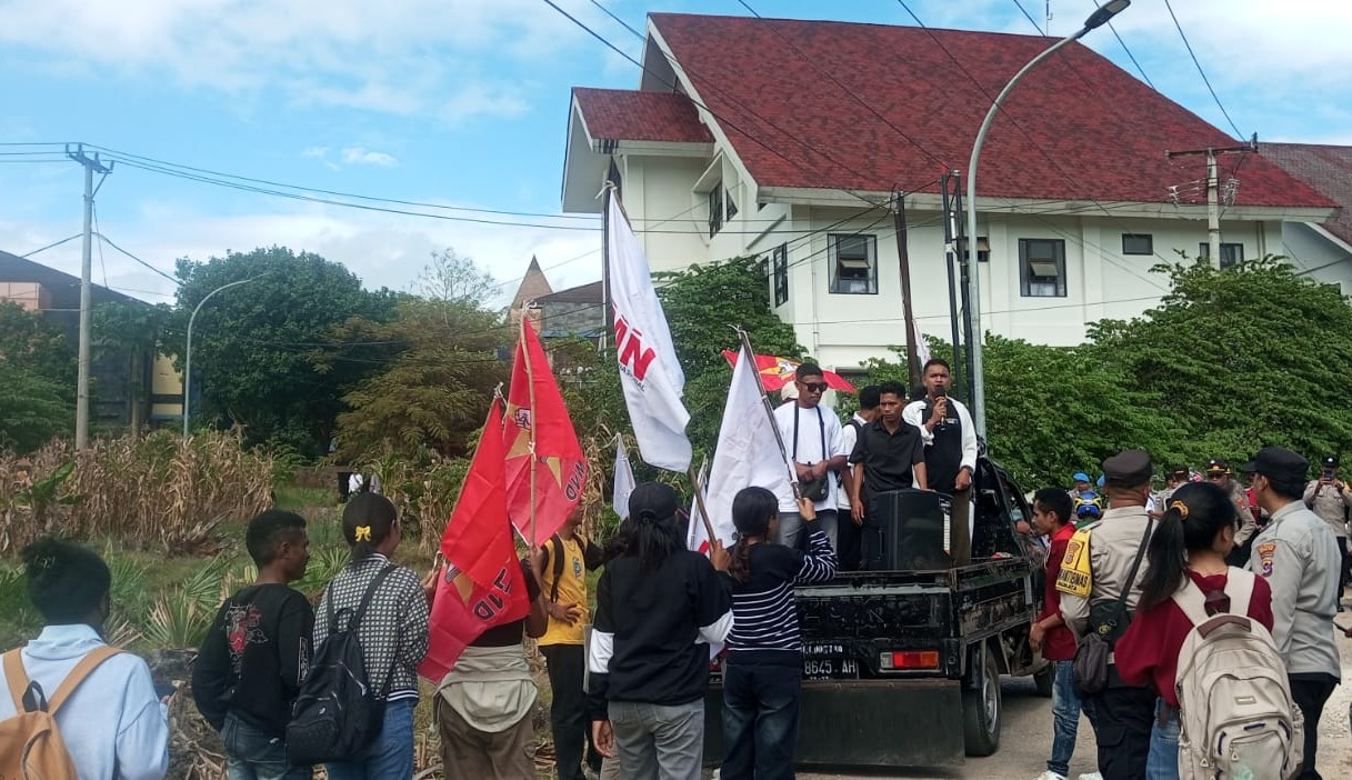 IAKN Kupang Memanas: Aliansi Mahasiswa Tuntut Pemecatan Dosen yang Hina Mahasiswa "Bodoh"