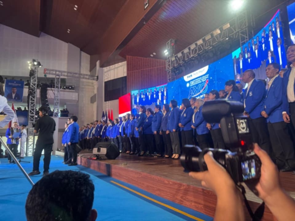 Ketum Zulkifli Hasan Lantik Pengurus DPW dan DPD PAN se-NTT Periode 2025–2029