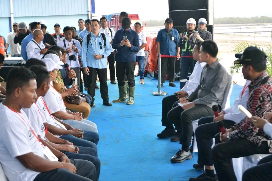 Wapres Gibran Janjikan Cold Storage dan Pabrik Es untuk Nelayan Rote Ndao
