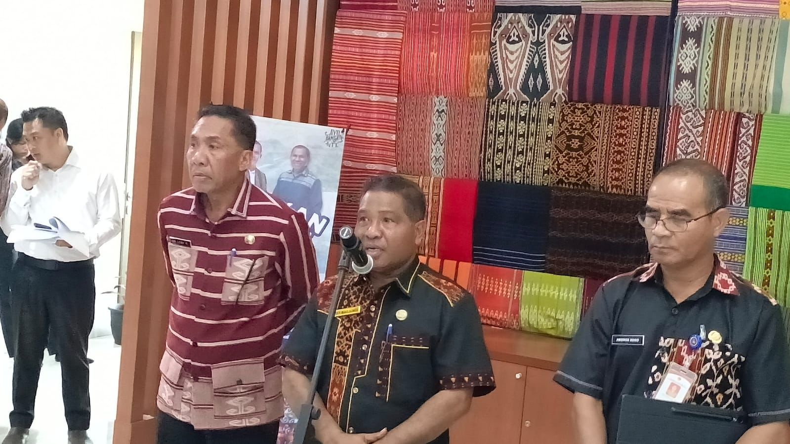 Pemprov NTT Terapkan Jam Belajar Masyarakat, Anak Diminta Fokus Belajar tanpa Handphone