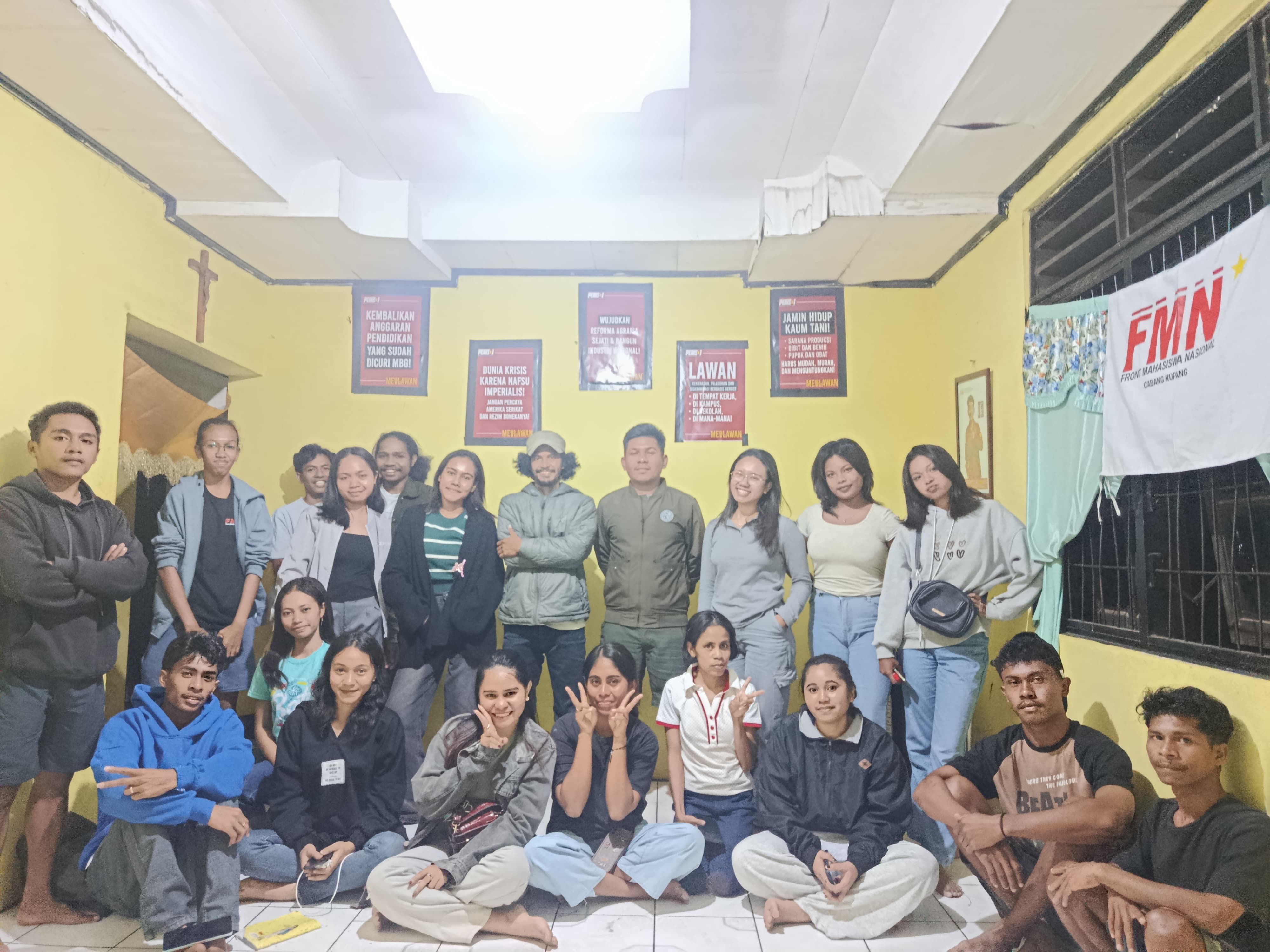 FMN Kupang Bedah Film “Pesta Babi: Kolonialisme di Zaman Kita”, Bahas Dampak PSN di Papua dan NTT