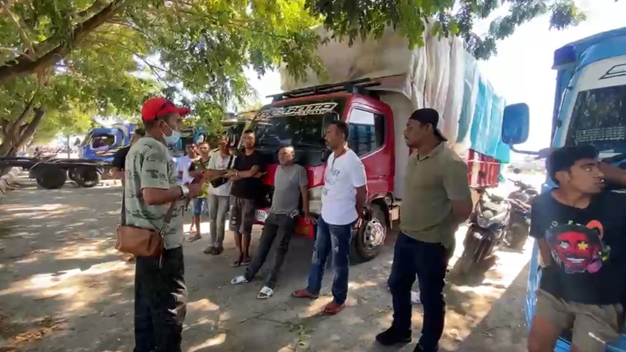 ASDP Batalkan Jadwal Penyeberangan KMP Inerie II, Pelaku Ekspedisi Mengaku Rugi