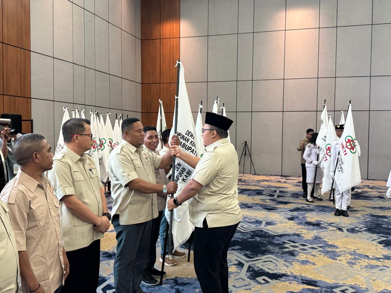 Ketua HKTI Lembata Paul Dolu: Bendera HKTI Harus Berkibar sampai Desa