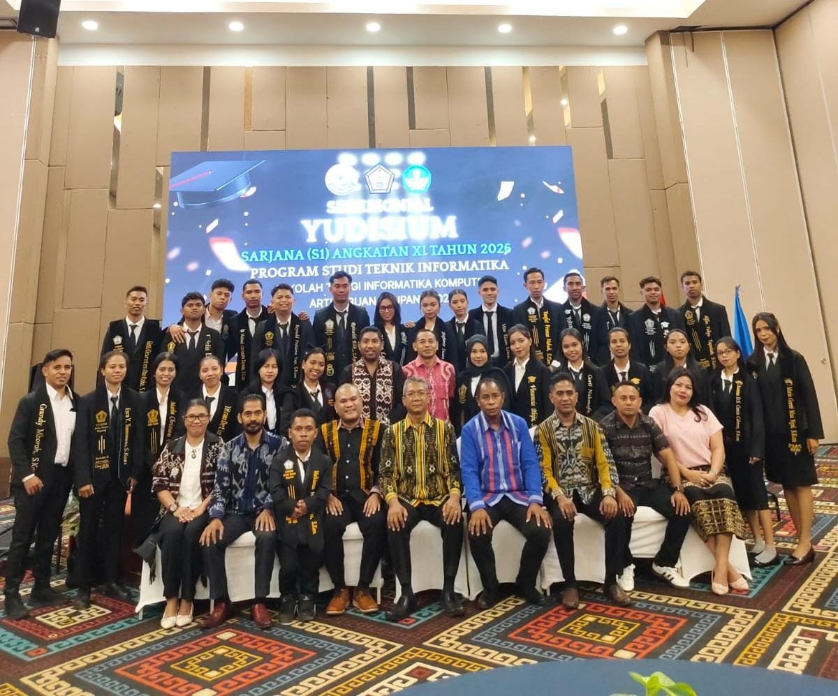 Yudisium Angkatan XI STIKOM Artha Buana Kupang, 29 Sarjana Siap Masuki Dunia Profesional
