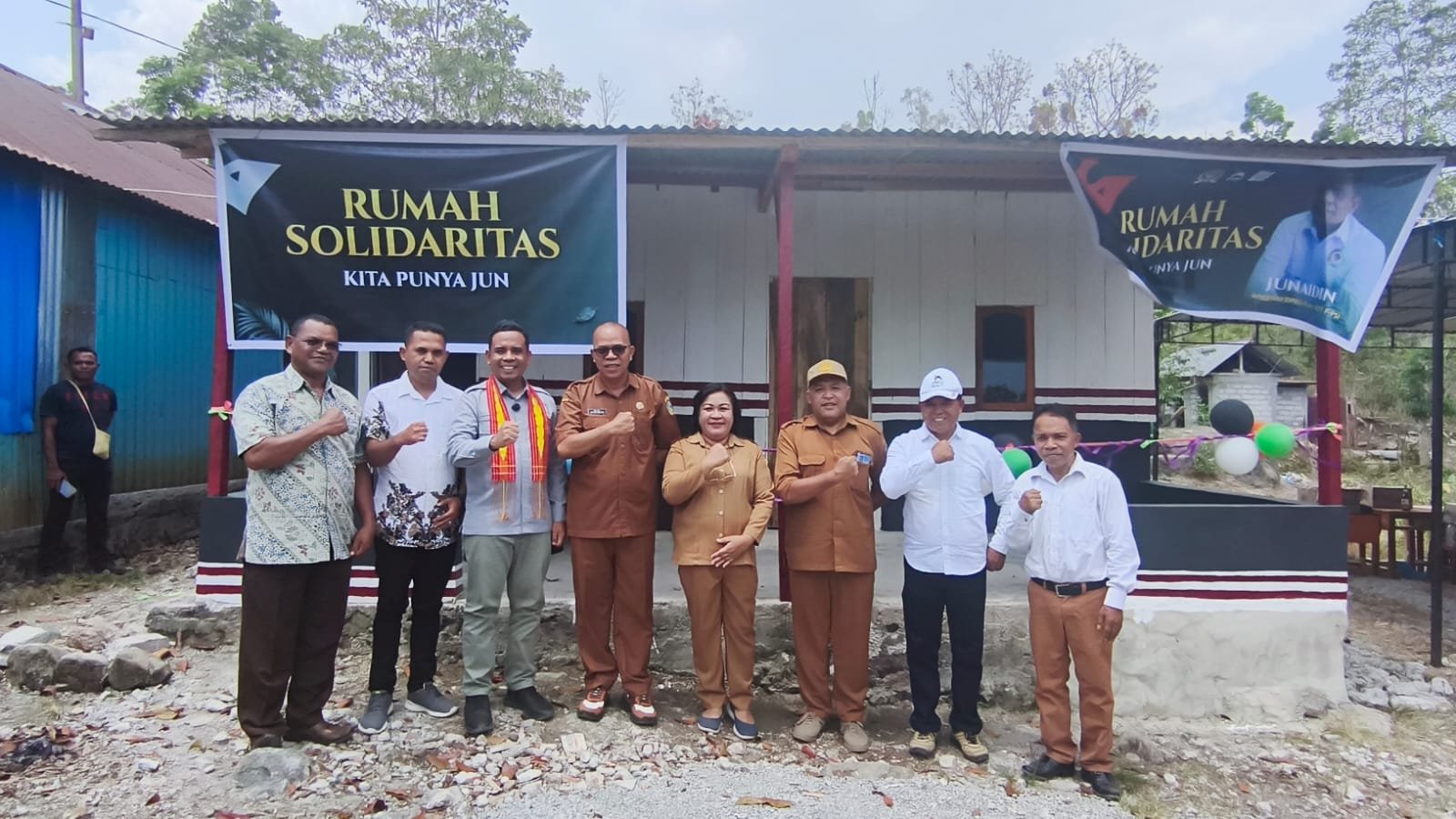 Bantu Keluarga Pasien dari Kampung, Junaidin Hadirkan Rumah Singgah di Borong